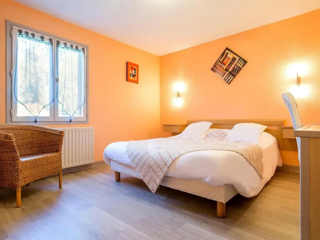 Hôtel les Cèdres Bleus_Aurec-sur-Loire_slider_image_2