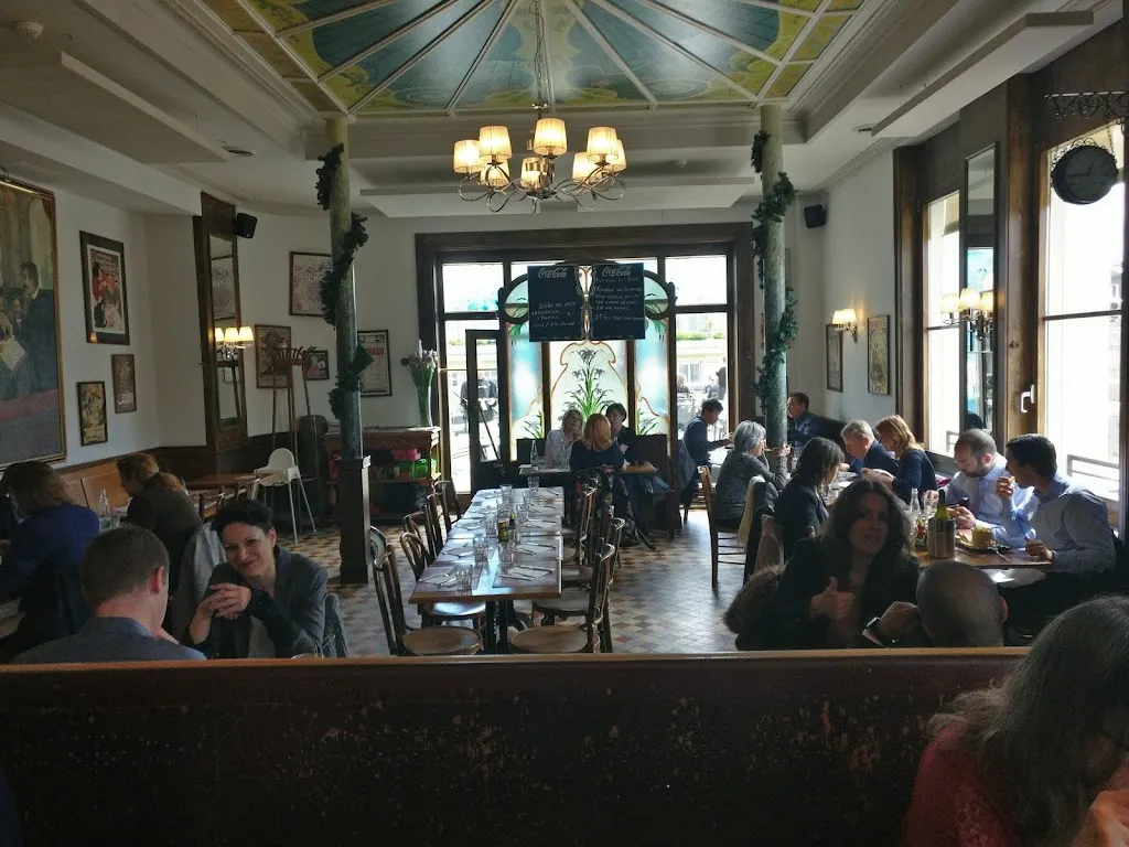 Cibils Thomas_Café Mozart_Lausanne_review