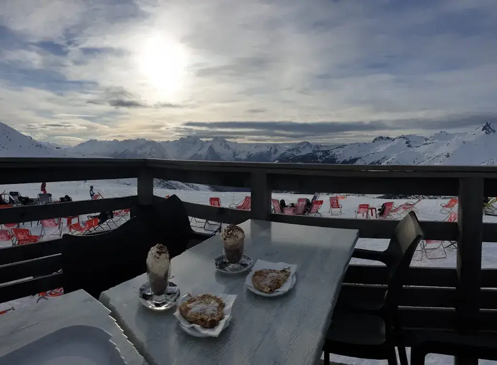 Robert Bruce_L'Alpage_Saint-François-Longchamp_review