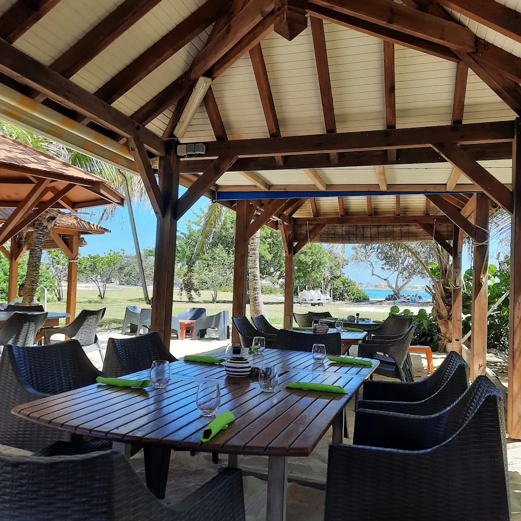 La Plage Crystal Beach_Guadeloupe_slider_image_1