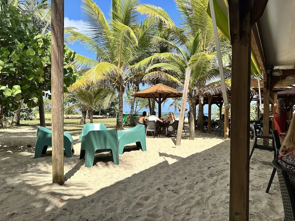 La Plage Crystal Beach_Guadeloupe_slider_image_3