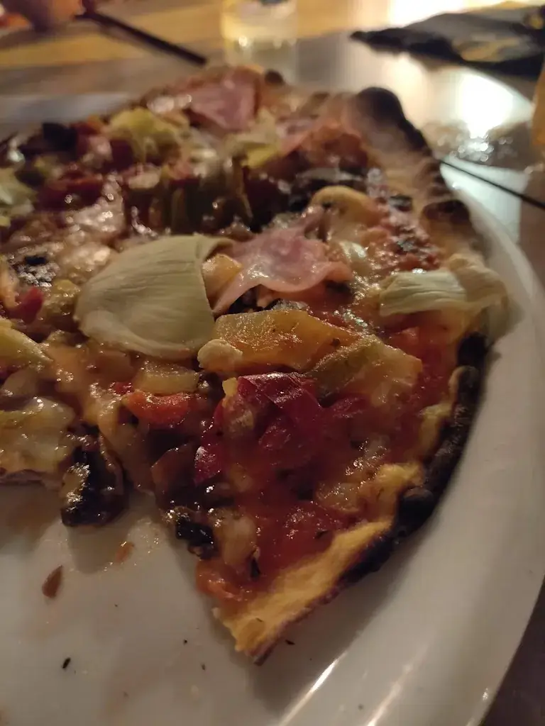 Ines ALEKSIC_Le carré_Guadeloupe_review