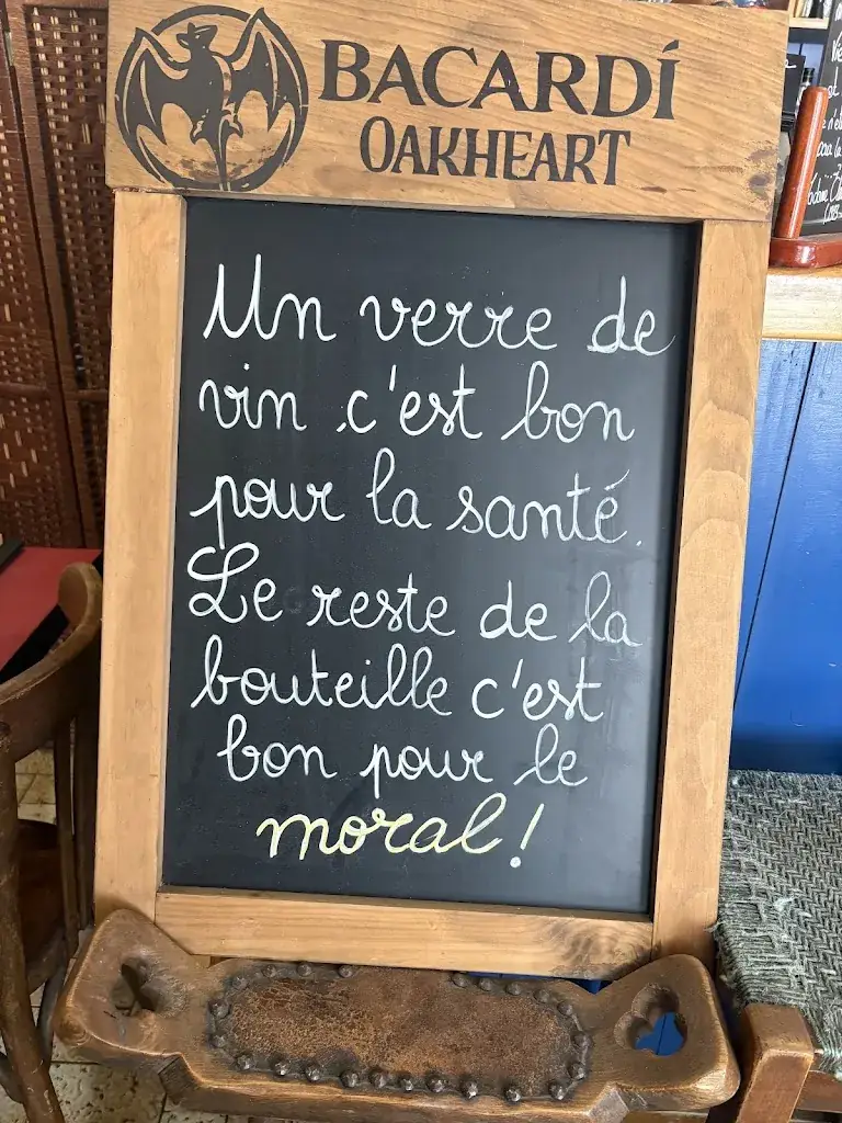 Tineke Kras_Le Central Bistrot Convivial_Saint-Gervais-d'Auvergne_review