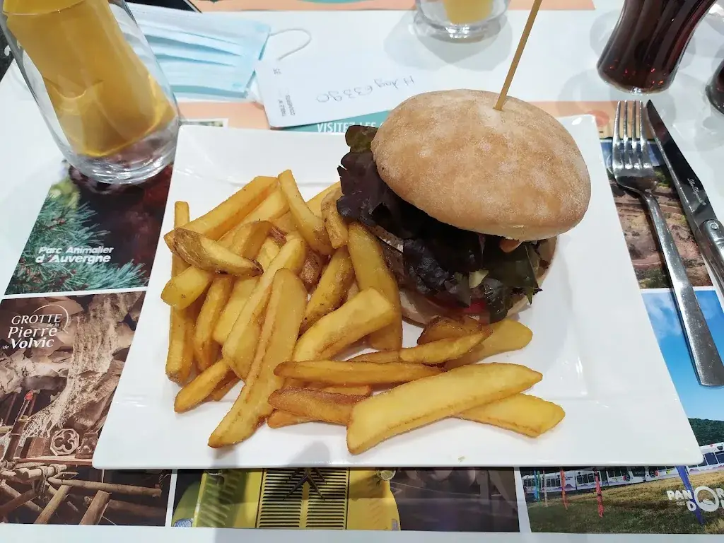 Menu_HTAG_Saint-Gervais-d'Auvergne_image_3