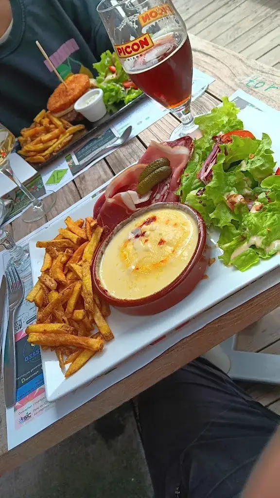 Antoine Millet_HTAG_Saint-Gervais-d'Auvergne_review