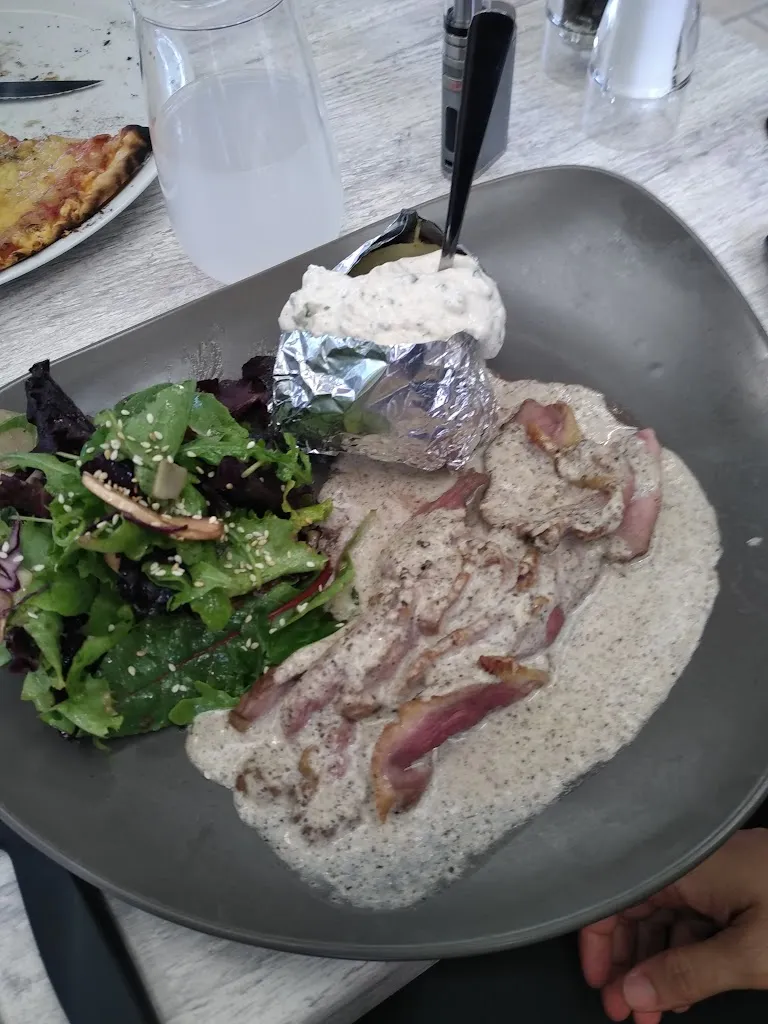 Restaurant Le Rustic_Marseille_slider_image_3