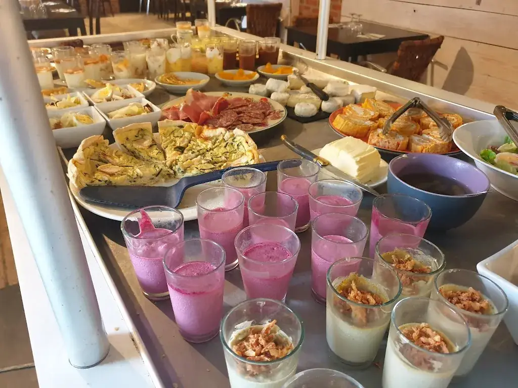 Café Cerise_Saint-Joseph_slider_image_2