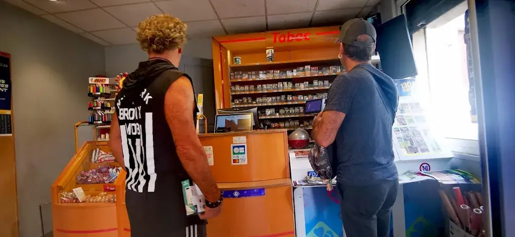 Red Shaddow_Le Saint Just_Saint-Just-Chaleyssin_recensione