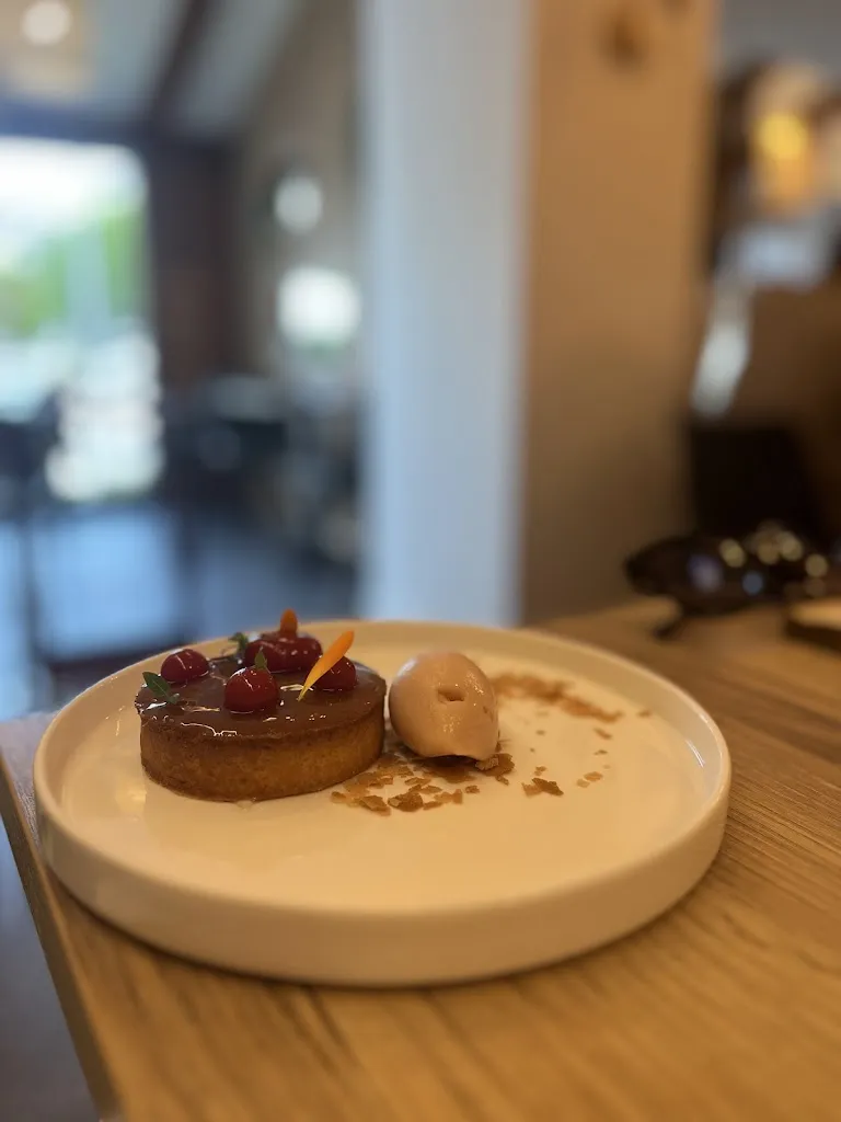 Mahmood Maleki_Maison vidal_Saint-Julien-Chapteuil_recensione