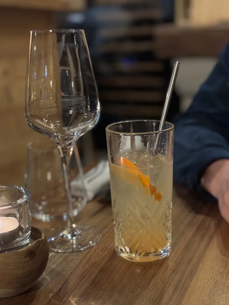 Chancy_Le Cairn_Saint-Jean-de-Sixt_review