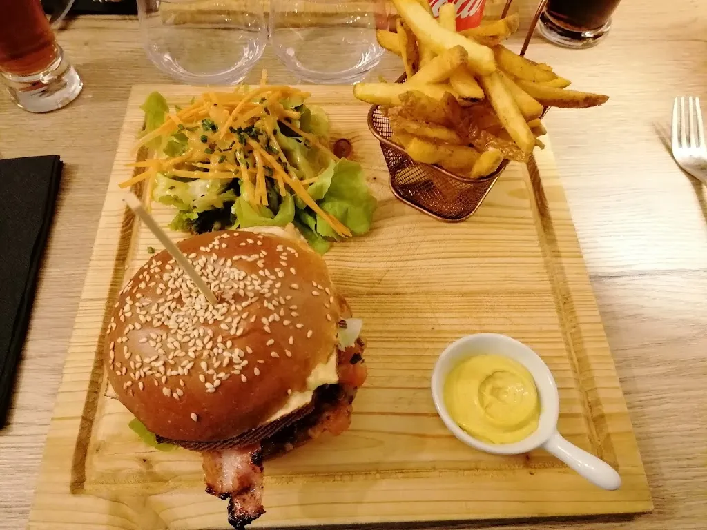 Menu_L'Escapade Restaurant_Saint-Jean-de-Sixt_image_9