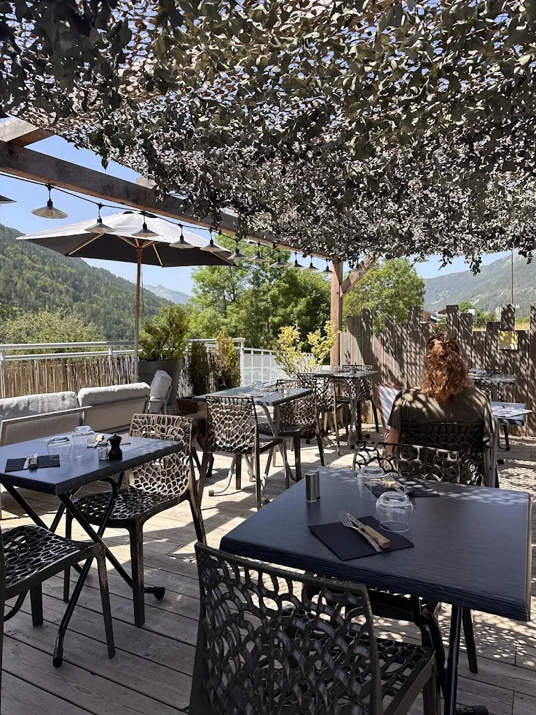 L'Escapade Restaurant_Saint-Jean-de-Sixt_slider_image_3