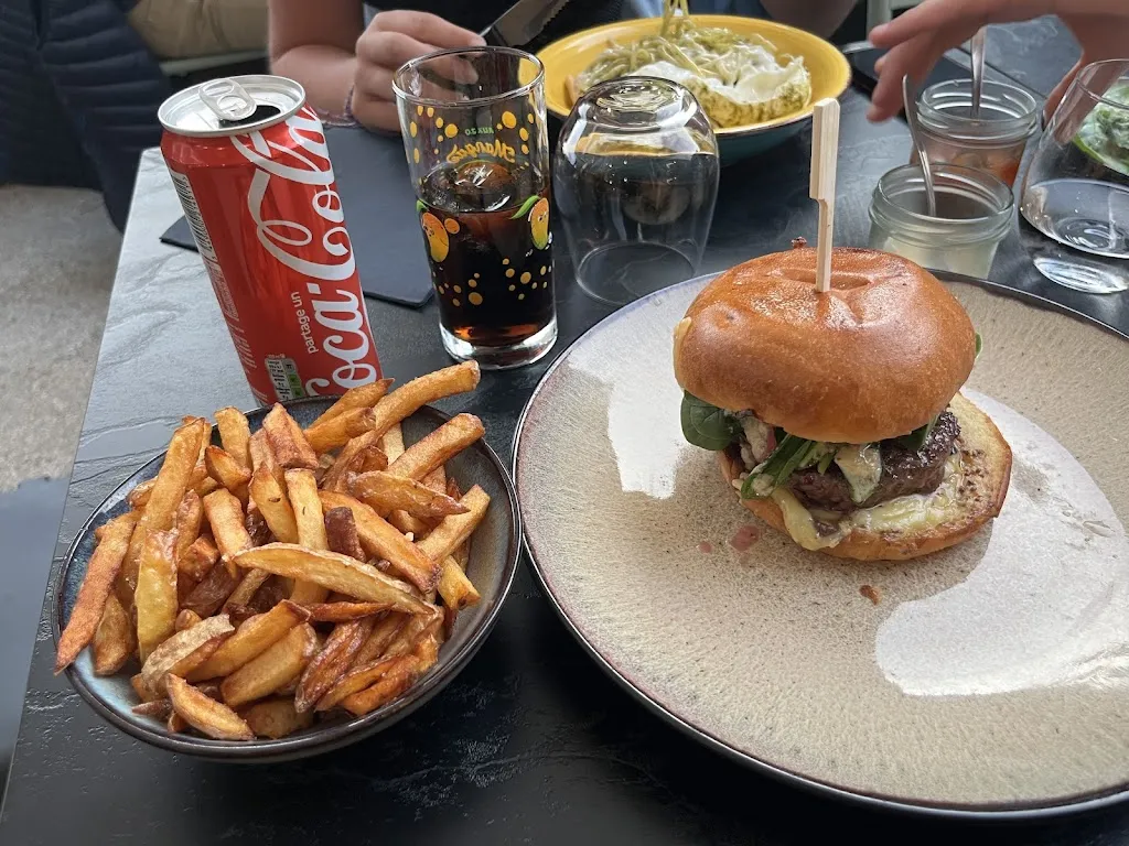 Cedric Noiv_Skali - Restaurant ✦ Street food_Saint-Jean-de-Sixt_review