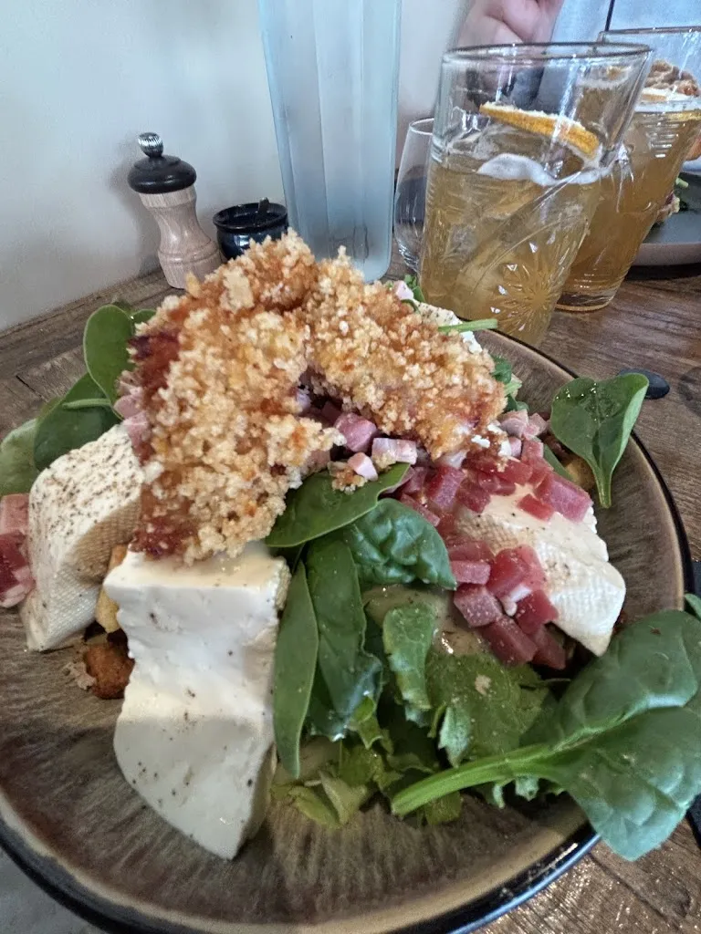 Caroline Gonthier_Skali - Restaurant ✦ Street food_Saint-Jean-de-Sixt_review