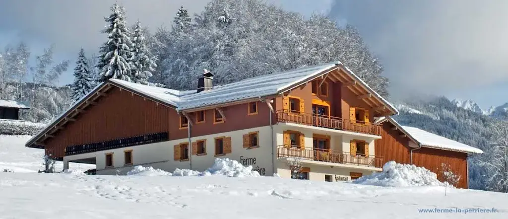 GAEC DE LA PERRIERE_Saint-Jean-de-Sixt_slider_image_3