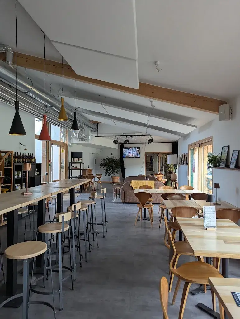 La Brasserie artisanale du Pilat - Bar et boutique - Bières bio_Saint-Julien-Molin-Molette_slider_image_3