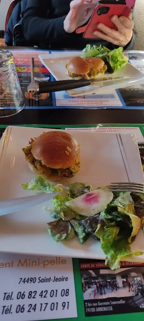 Eric Geoffroy_Au Chat Qui Pêche_Saint-Jeoire_review