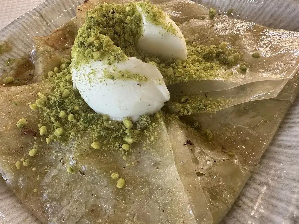 Emine Korkmaz_Chalet Grill_Saint-Julien-en-Genevois_review