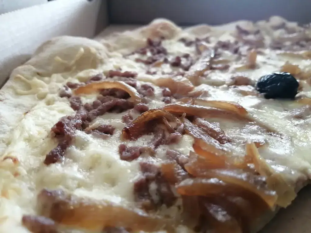 Samantha CIMOLATO_Pizzeria POST'EAT_Saint-Lattier_recensione