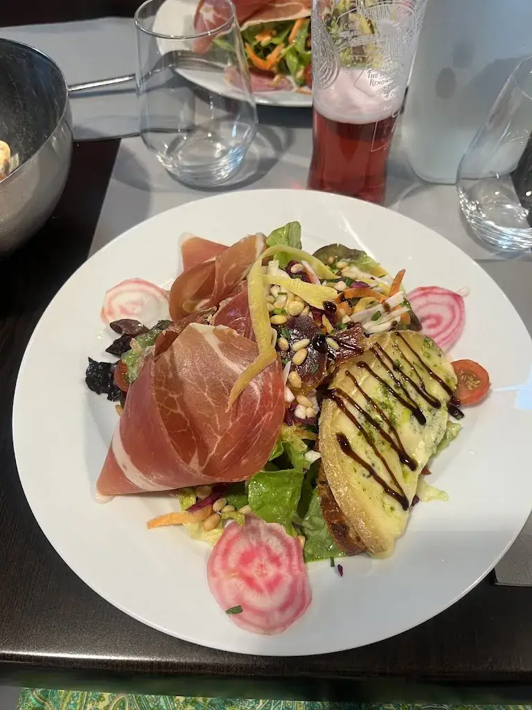 virginie zitouni_Brasserie de l'Industrie_Saint-Just-Saint-Rambert_Bewertung