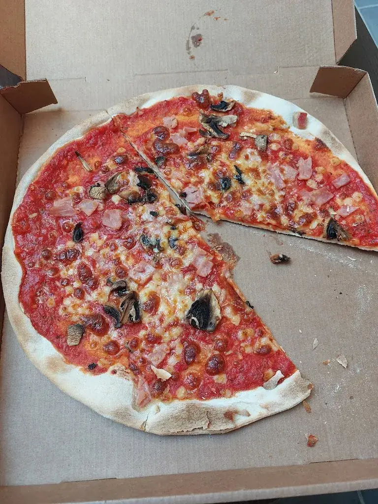 Cleo Tiercelin_La Guinguette du Pépé_Saint-Jorioz_recensione