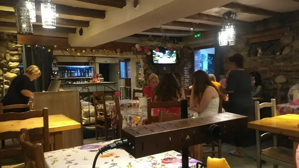 Joep Moritz_Le Vieux Logis_Saint-Jorioz_review