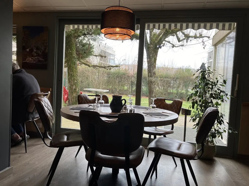 Paulus Die Boskabouter_Hôtel – Restaurant – Bar Les Tilleuls_Saint-Jorioz_review