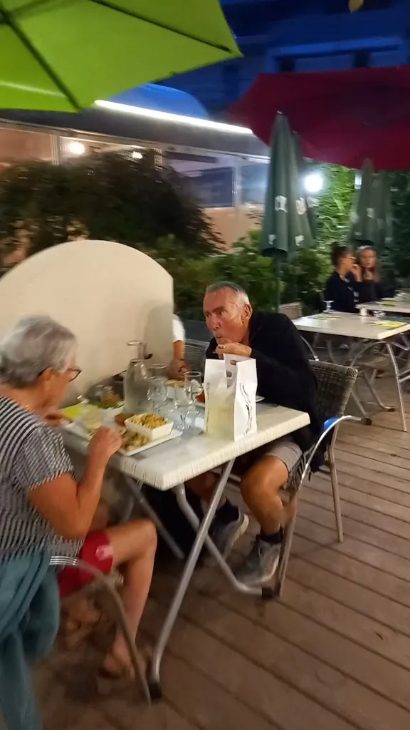 Hôtel – Restaurant – Bar Les Tilleuls_Saint-Jorioz_slider_image_2