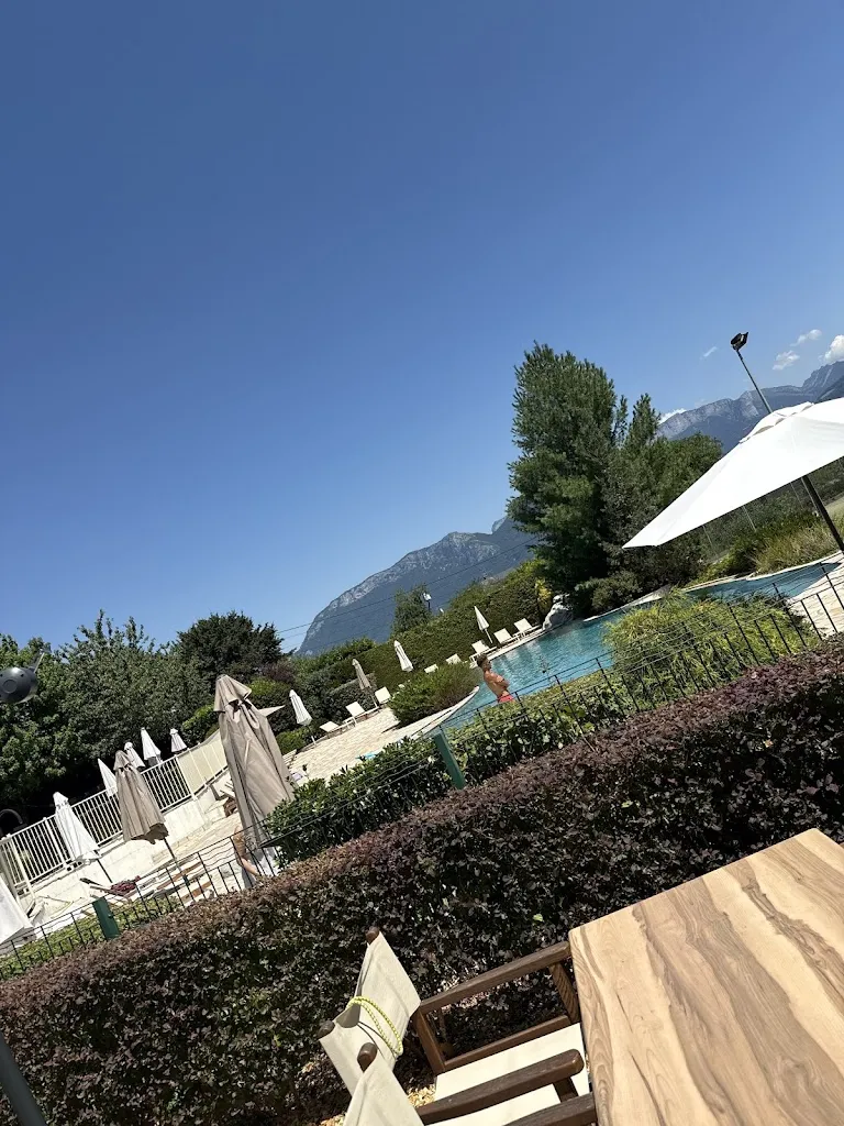 Razélla Hord_Restaurant La Piscine_Saint-Jorioz_recensione