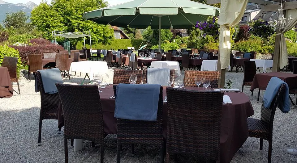Restaurant La Piscine_Saint-Jorioz_slider_image_1
