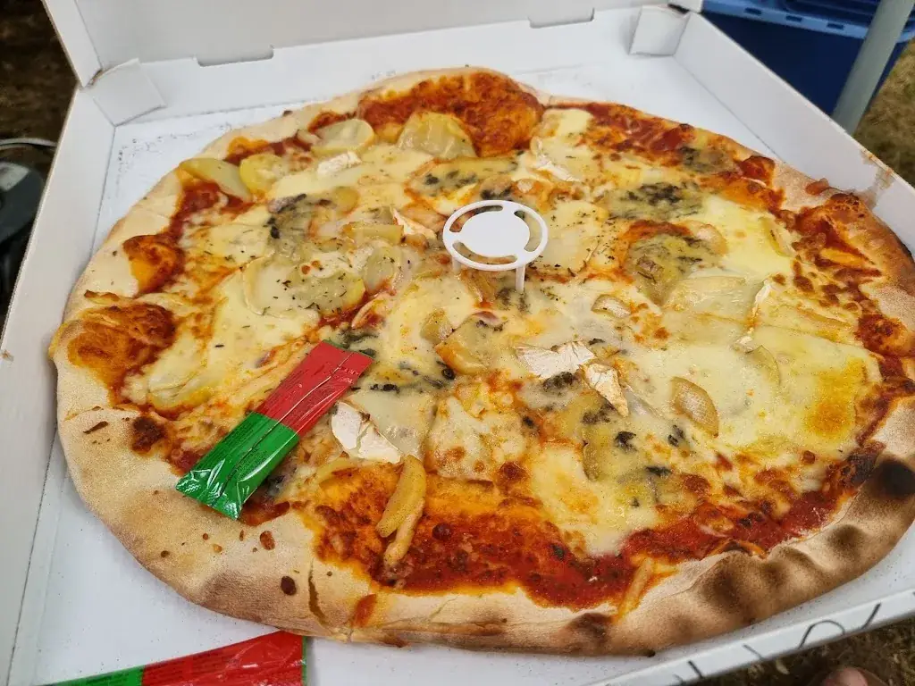 alexandre quesniot_Pizzamax_Saint-Jorioz_review