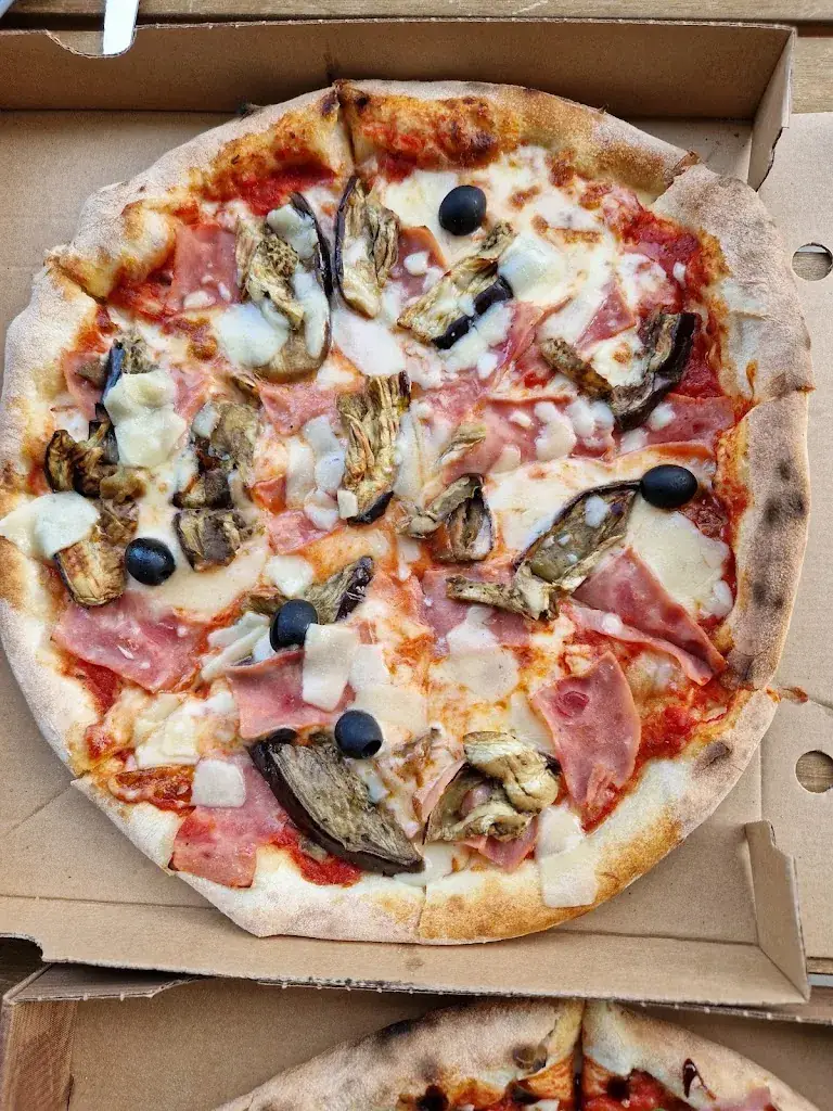 Pizzamax_Saint-Jorioz_slider_image_3