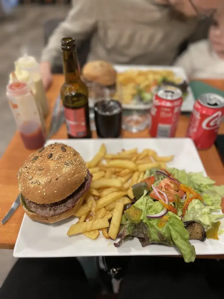 Menü_Le QG Restaurant_Saint-Just-Malmont_Bild_9