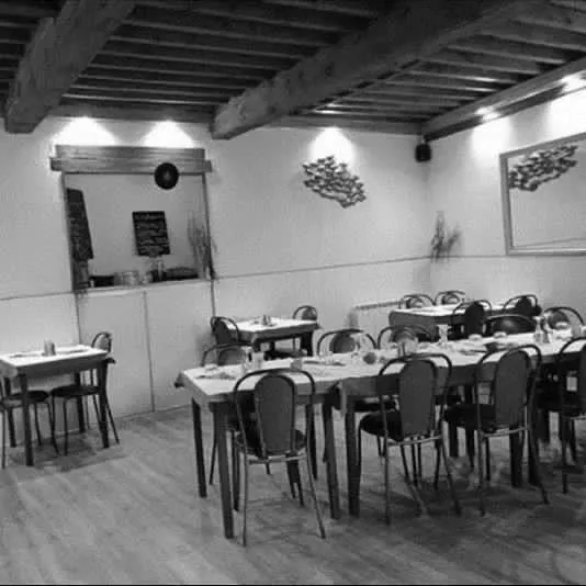 AUX 2 ANCRES restaurant in Saint-Just-Saint-Rambert