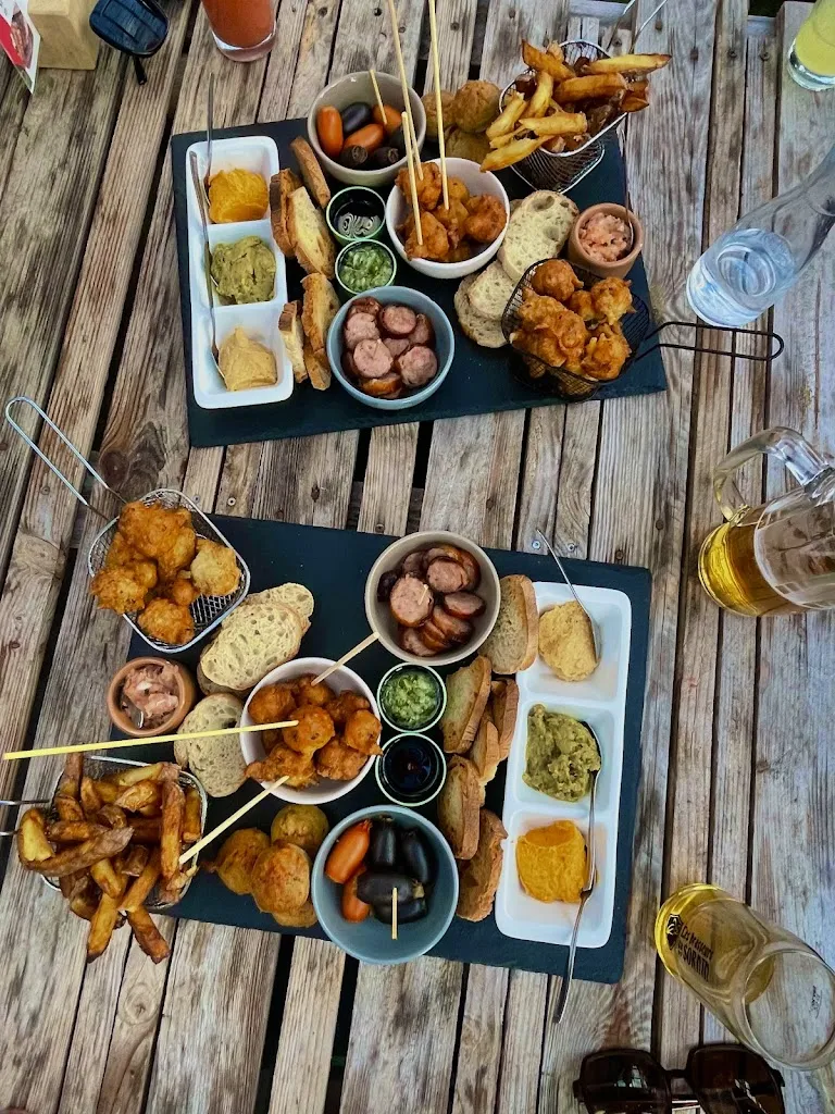 Kelian Francillette_Sun Kafe_Saint-Léger-sur-Roanne_review