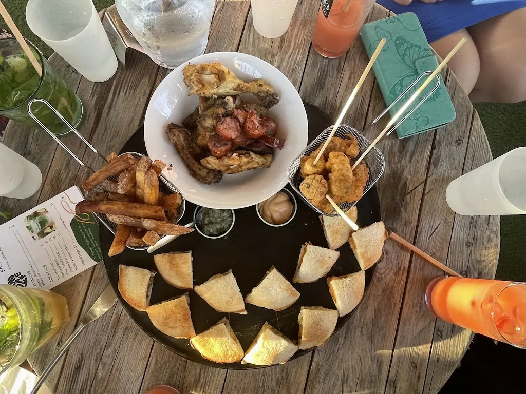 Sun Kafe restaurant in Saint-Léger-sur-Roanne