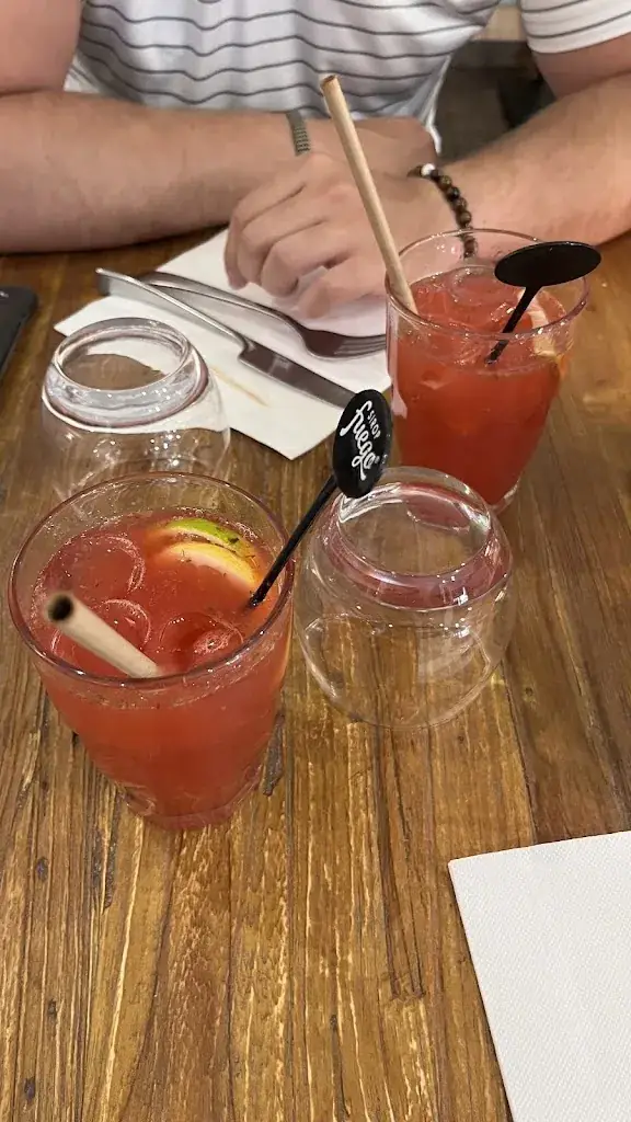 Alexa MEYNIER_La Récréation_Saint-Laurent-de-Mure_review