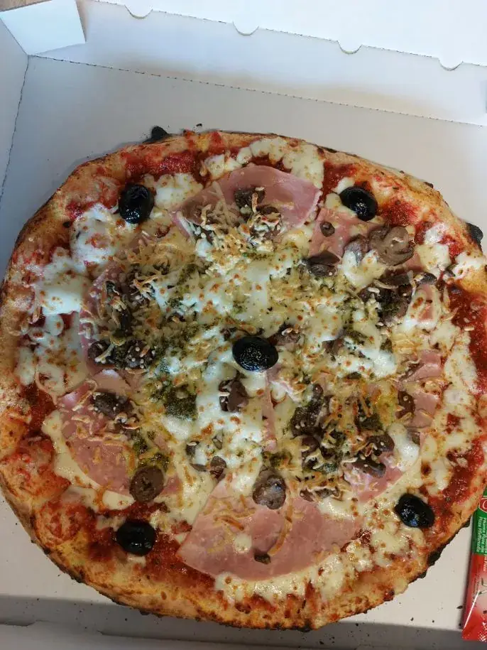 Menu_Pizza de JP et Lolo_Saint-Laurent-de-Mure_image_5