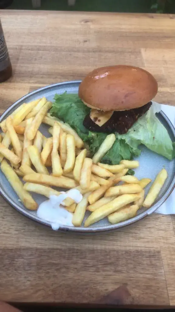 Sofiane Agouzal_La Fabrique_Saint-Just-d'Ardèche_recensione