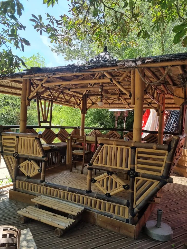 La guinguette du pirate restaurant in Saint-Just-d'Ardèche