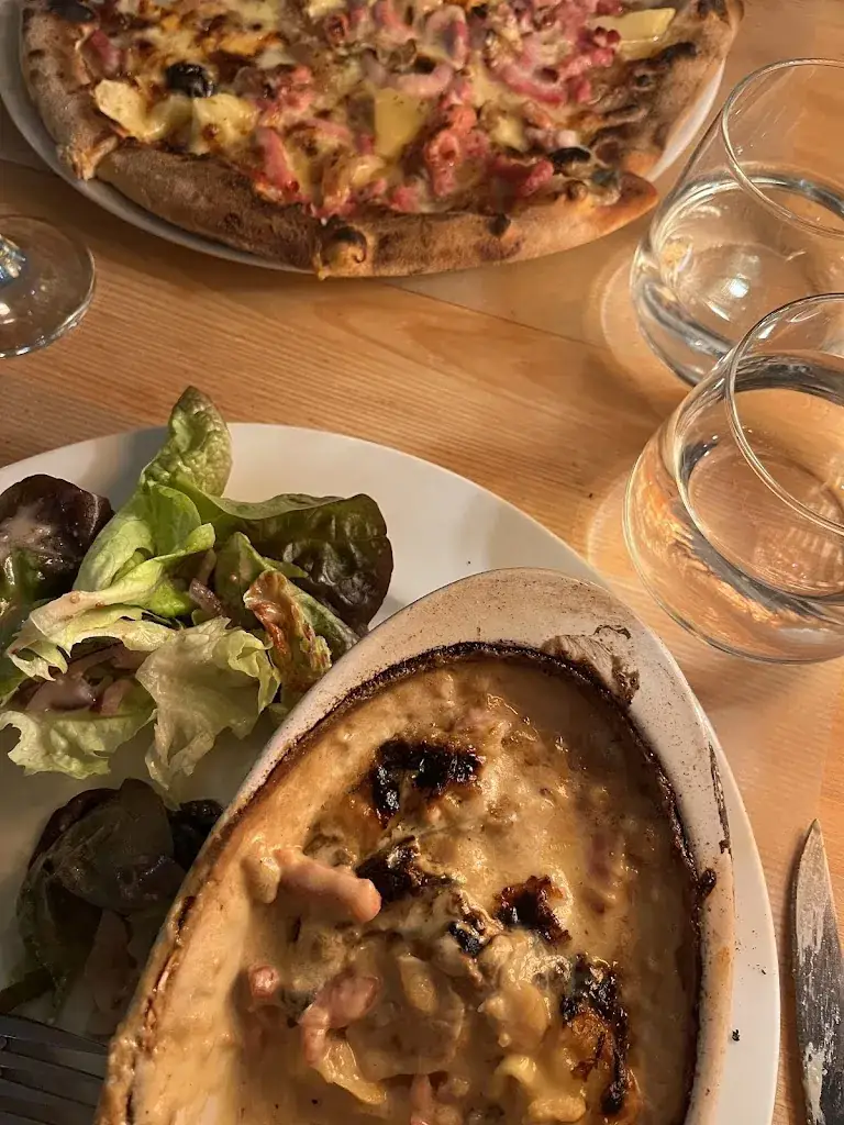 Morgan Without E_La Bonne Excuse au Pont Cassé_Saint-Just-d'Ardèche_review