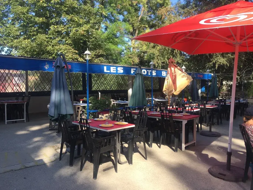 Les Flots Bleus_Saint-Just-d'Ardèche_slider_image_1