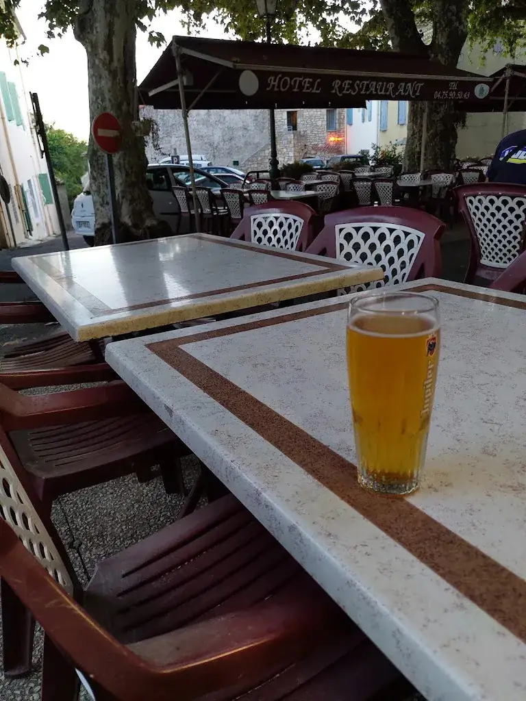 Menu_HOTEL RESTAURANT DE LA TOUR_Saint-Just-d'Ardèche_immagine_5