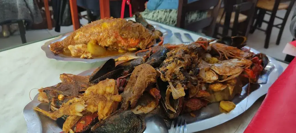 Eva38760_HOTEL RESTAURANT DE LA TOUR_Saint-Just-d'Ardèche_recensione