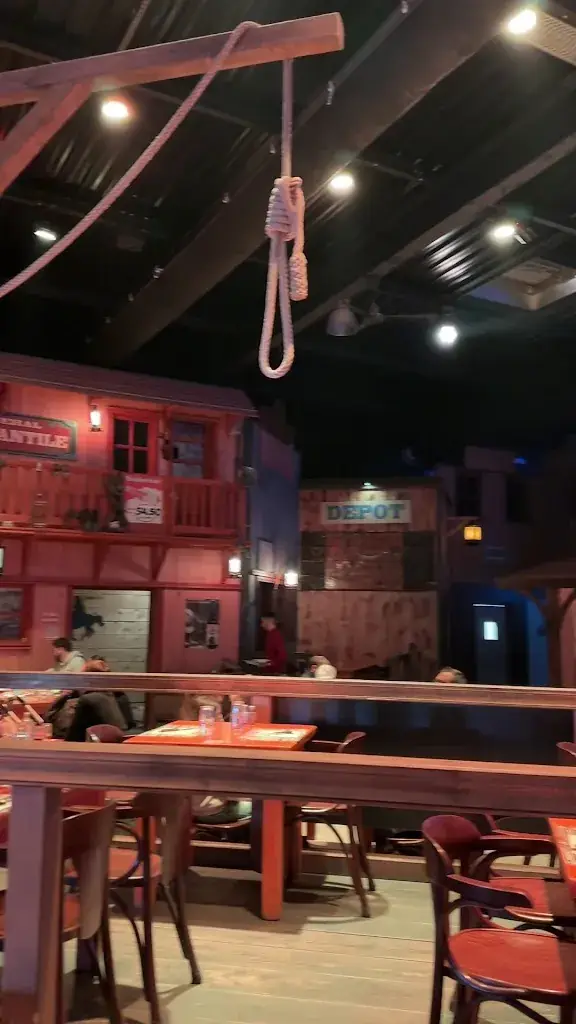 Javohirbek Bozorkulov_Joe a les Crocs_Saint-Marcel-lès-Valence_recensione