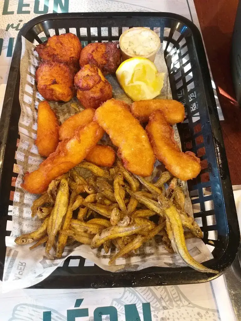 Winnie Chiang_Léon - Valence-Saint Marcel_Saint-Marcel-lès-Valence_review