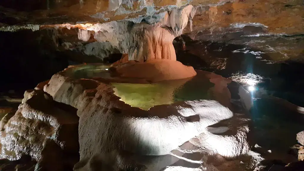 Grotte de la Balme_Saint-Martin-du-Frêne_slider_image_2