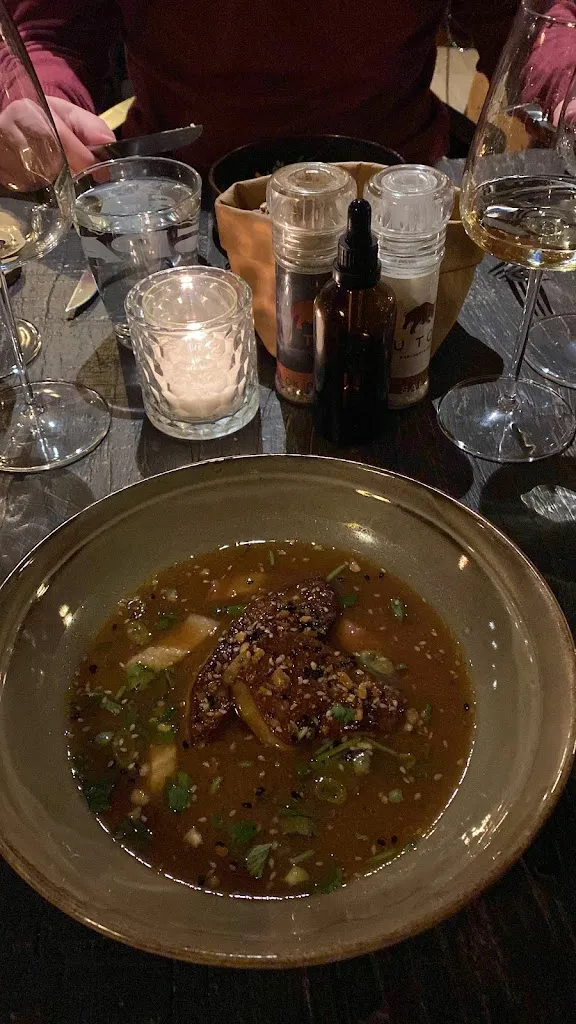 Aurore Colautto_Au Tore_Belleville_review