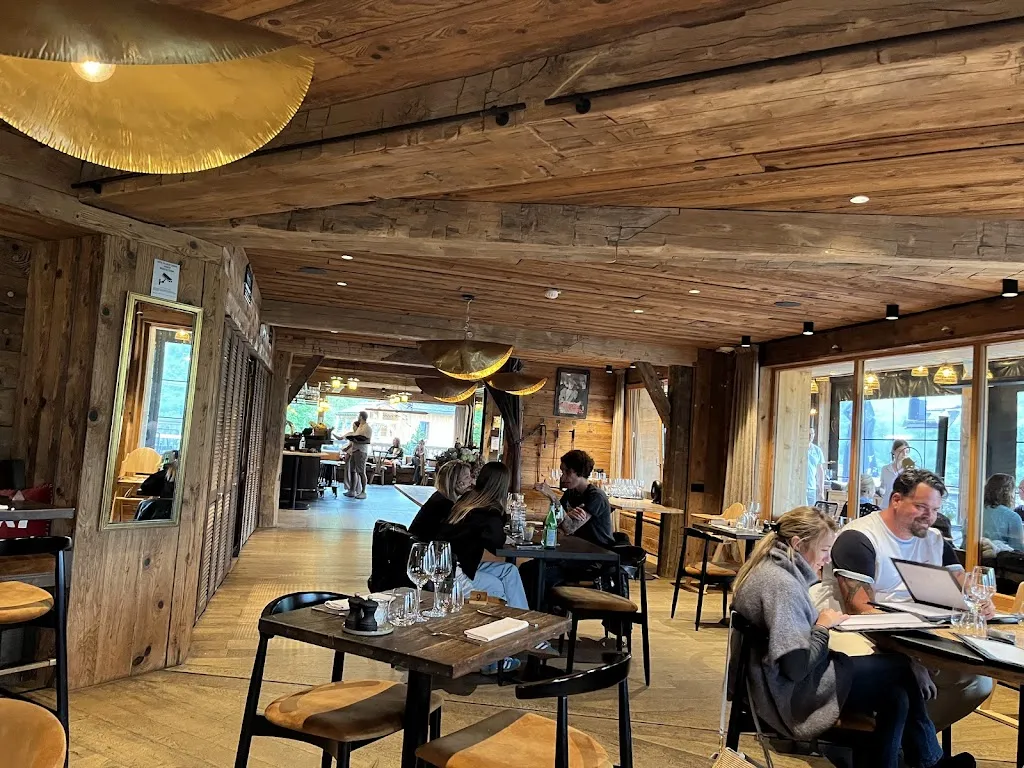 Au Tore restaurant in Belleville