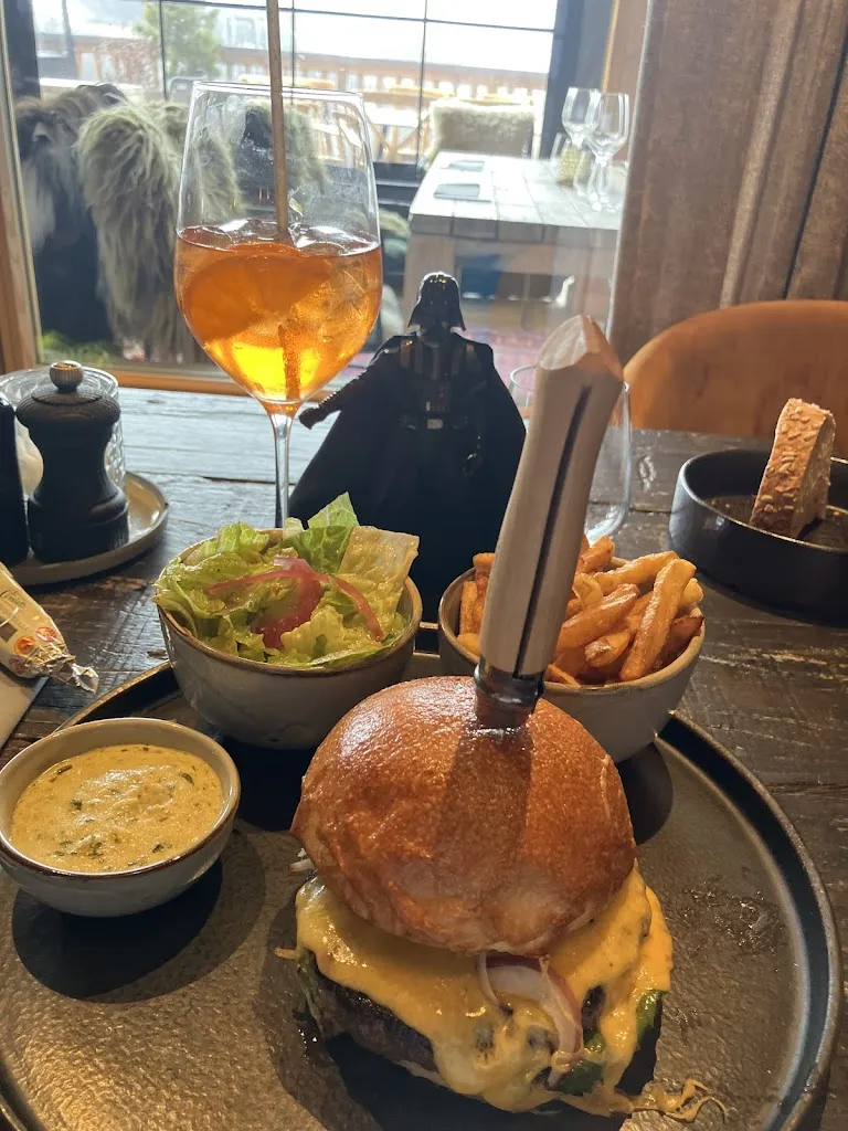 Au Tore_Belleville_slider_image_2